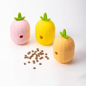 silicone slow feeder toy OEM